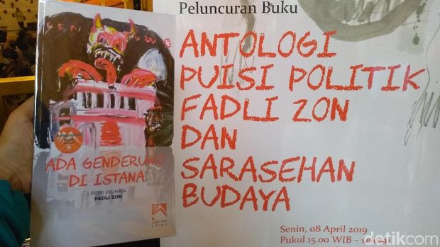 Fadli Zon Luncurkan Antologi Puisi 'Ada Genderuwo di Istana'