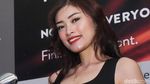 Yang Menggoda di Antara Vespa Sprint dan Primavera