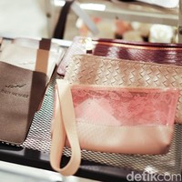 Desain yang simple juga lebih banyak diminati. Tren minimalis diakui para vendor semakin booming di kalangan millenials. Foto: Silmia Putri/Wolipop