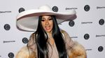 Cardi B tampil Penuh Bulu, Yay or Nay?
