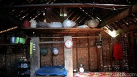 Desa Kemiren secara administratif masuk di Kecamatan Glagah, Kabupaten Banyuwangi, Jawa Timur dan secara historis geneologis-sosiologis masih memperlihatkan tata kehidupan sosio-kultural yang mempunyai kekuatan nilai tradisional Osing (Rachman Haryanto/detikcom)