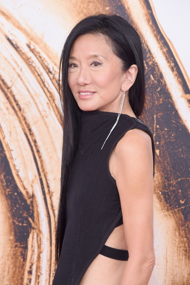 Vera Wang tentu tak asing di kalangan para wanita. Banyak wanita bermimpi memakai gaun pengantin keluaran brand Vera Wang ketika menikah. Ini wanita Amerika keturunan China yang menjadi sosok penting di baliknya. Foto: Getty Images