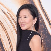 Vera Wang tentu tak asing di kalangan para wanita. Banyak wanita bermimpi memakai gaun pengantin keluaran brand Vera Wang ketika menikah. Ini wanita Amerika keturunan China yang menjadi sosok penting di baliknya. Foto: Getty Images