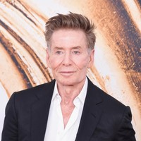 Gerai Calvin Klein pasti sering Anda lihat di pusat perbelanjaan. Tak hanya gerai busana, Calvin Klein juga dikenal dalam parfum dan jam tangan. Pendiri brand tersebut adalah pria 76 tahun ini yang juga dikagumi karena kemampuannya mengembangkan bisnis ini. Foto: Getty Images