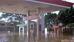 Potret SPBU Terendam Banjir di Kabupaten Bandung