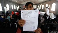 Sesuai putusan MK perpanjangan waktu tersebut hanya berlaku pada 4 kategori force majeure. Pertama sakit, tertimpa bencana, menjadi narapidana dan menjalankan tugas saat pemungutan suara. Untuk alasan lain, A5 tidak bisa dikeluarkan.