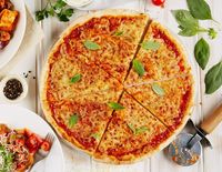Trauma dengan Italia, Nenek 94 Tahun Ini Cicip Pizza untuk Pertama Kalinya