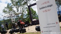 Bahkan, ada juga mini stage untuk menikmati live music atau pertunjukan seni lainnya (Shinta/detikcom)