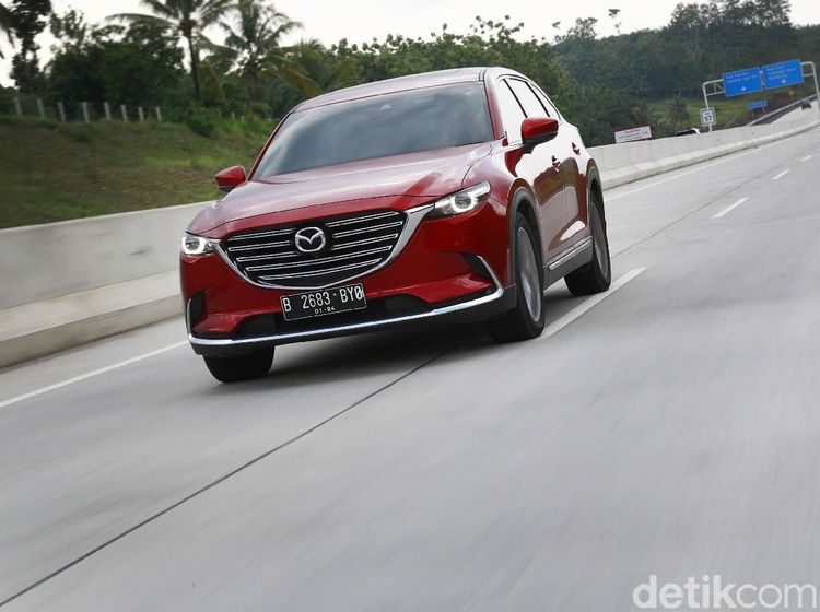 Test Drive SUV Cantik Jepang di Tol Terpanjang Indonesia