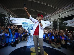 Ke Milenial Lombok, Sandiaga: Mau Kerja Keras atau Ganti Presiden?