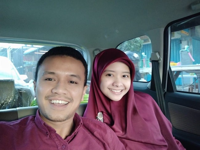 Tak hanya berprofesi sebagai dokter, Davrina Rianda juga aktif dalam kegiatan sosial dan kesehatan. Ia mendirikan Rumah Sehat, sebuah klinik yang fokus mengedepankan pencegahan penyakit dan kebugaran tubuh. Foto: Instagram/DavrinaRianda