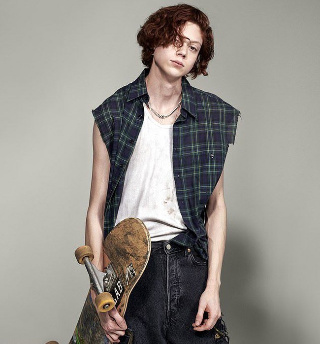 Penampakkan Natalie setelah menjadi pria. Aku bahagia. Aku tidak bisa bayangkan kembali seperti aku yang dulu karena aku hanya melihat kegelapan, ujarnya. Foto: Getty Images