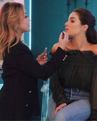 Nude Look Ala Olivia Culpo yang Jadi Brand Ambassador Lakmé