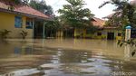Potret Banjir di Indramayu yang Rendam 5 Kecamatan