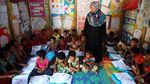 Semangat Anak-anak Rohingya Belajar di Pengungsian