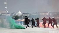 Setelah lokasi dinyatakan steril kode Bravo Zulu kemudian diumumkan sebagai sinyal bahwa misi berhasil dilaksanakan dan dilanjutkan dengan penyerahan teroris yang berhasil ditangkap kepada satuan kewilayahan dan kepolisian.