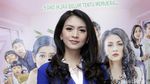 Gaya Donita dengan Dress Biru