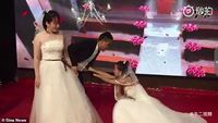 Viral Wanita ke Pernikahan Mantan Pakai Baju Pengantin dan Ajak Balikan