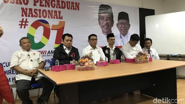  Moeldoko Resmikan Posko Pengaduan Nasional TKN Jokowi-Ma'ruf