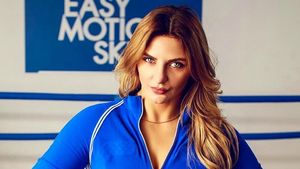 Kepincut Gaya Seksi Petinju Cantik yang Jadi Model Pakaian Dalam