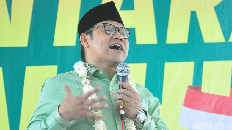 Cak Imin Kritik Janji Prabowo Beri Pensiun ke Koruptor Tobat Cak Imin Kritik Janji Prabowo Beri Pensiun ke Koruptor Tobat