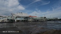 Landasan pacu (runway) berukuran 2.500 m x 45 m, apron 238 m x 110 m serta parking stand dapat menampung 4 pesawat berbadan lebar. Dok. BKIP Kemenhub.