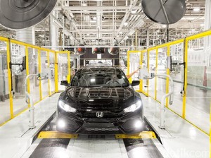 Pabrik Kurang Orang, Honda Kerahkan Karyawan Kantor Rakit Mobil