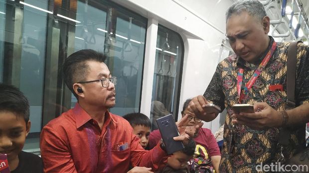 Smartfren Uji Coba Layanan di MRT Jakarta