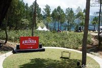 Melihat The Kaldera, Glamping dengan Panorama Spektakuler Danau Toba