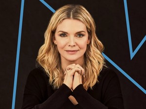 10 Tahun Tak Pakai Parfum, Michelle Pfeiffer Akhirnya Rilis Wewangian