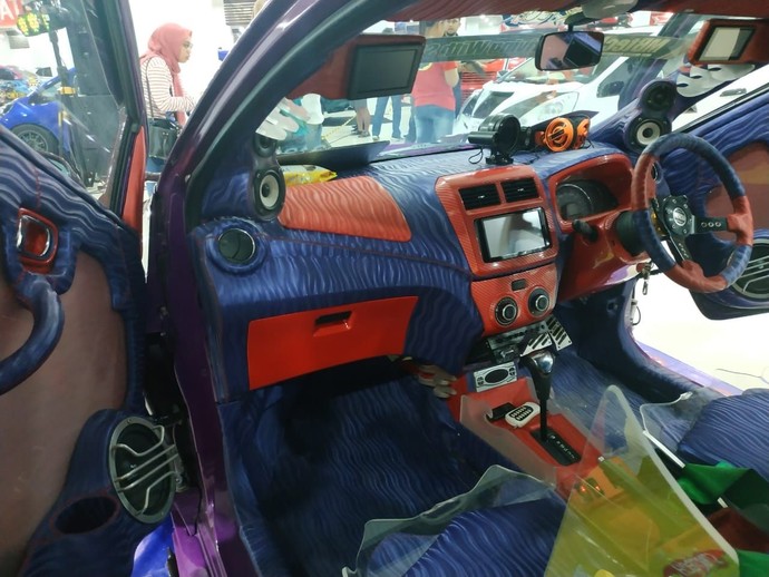 Dirombak Total, Modifikasi Toyota Agya Ini Habis Rp 300 Juta!