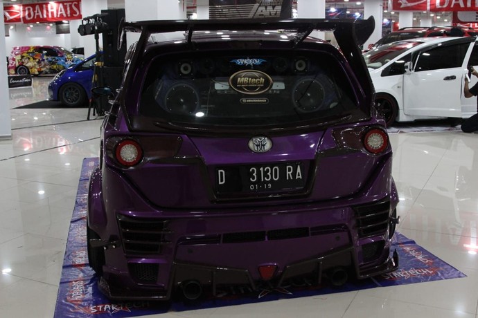 Dirombak Total, Modifikasi Toyota Agya Ini Habis Rp 300 Juta!