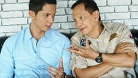 Gibran Marten adalah anak bungsu Roy Marten sekaligus adik Gading Marten. Mengikuti jejak ayah dan kakaknya, Gibran juga terjun di dunia hiburan sebagai model, aktor, penyanyi sekaligus pembawa acara.  Foto: instagram @gibranmarten