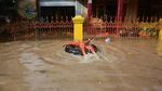 Penampakan Banjir Setinggi 1 Meter yang Rendam 5 Desa di Jombang