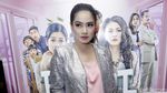 Titi Kamal Jadi Emak-emak Blink-blink