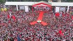 Potret Massa Peserta Kampanye Jokowi di Solo