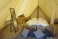 Melihat The Kaldera, Glamping dengan Panorama Spektakuler Danau Toba