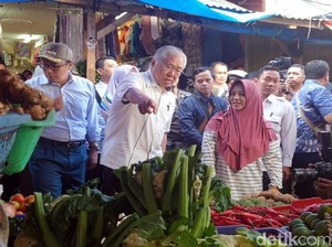 Sidak ke Pasar Sukabumi, Mendag Enggar: Harga Beras Stabil