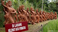 Tari Gandrung dipentaskan pada acara perkawinan, pethik laut, khitanan, tujuh belasan dan acara-acara resmi maupun tak resmi lainnya. (Rachman Haryanto/detikcom)