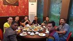 Berseteru dengan Kriss Hatta, Begini Gaya Kulineran Aktor Antony Hillenaar