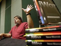 Kisah Pendiri Apple yang Ditenggelamkan Steve Jobs