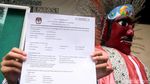 Warga Ramai-ramai Urus Surat Pindah Tempat Mencoblos di Jakbar