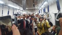 Anies bersama Wamenlu dan delegasi ASEAN menuju Stasiun MRT ASEAN