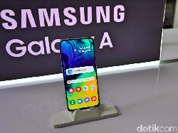 Lebih Dekat dengan Galaxy A80, Ponsel Kamera Pop-up Bolak-balik