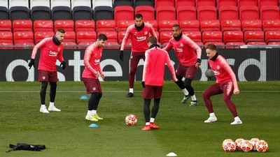 Selamat Datang di Theater of Dreams, Barcelona