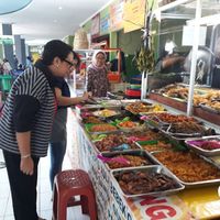 Menlu Retno Marsudi Cicipi Kuliner Bantul Hingga Bogor