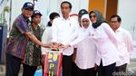 Gaya Jokowi Resmikan Tol Pasuruan-Probolinggo
