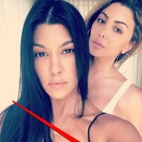 Keluarga Kardashian tampaknya ramah dengan aplikasi atau software editing foto, tapi sering kali editannya jadi gagal. Seperti foto Kourtney Kardashian ini yang ketiaknya jadi terlihat aneh. Foto: Instagram