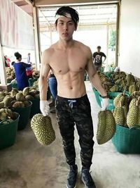 Wouw Akun  Instagram  Ini Khusus Pria  Seksi dengan Buah Durian