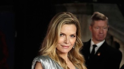 Tetap Memesona di Usia 60, Inilah Potret Eks Catwoman Michelle Pfeiffer